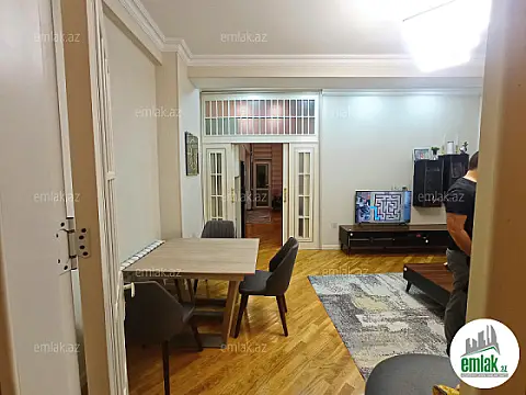 Satılır 3 otaqlı yeni tikili 77 m²