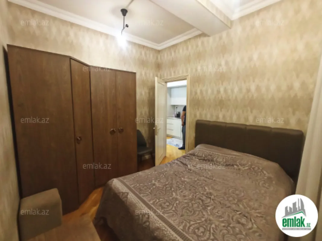 Satılır 3 otaqlı yeni tikili 77 m²