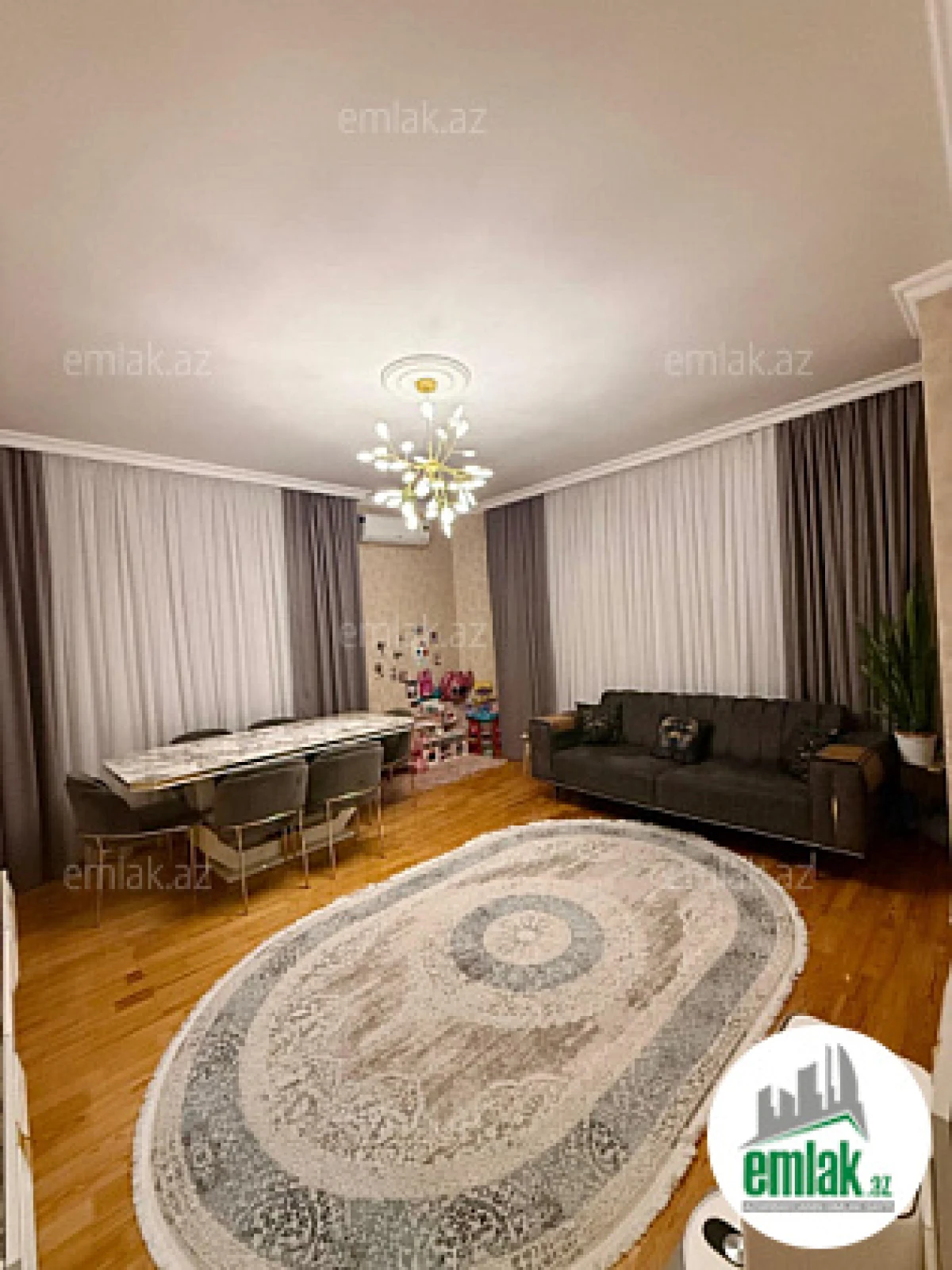 Satılır 2 otaqlı yeni tikili 92 m²