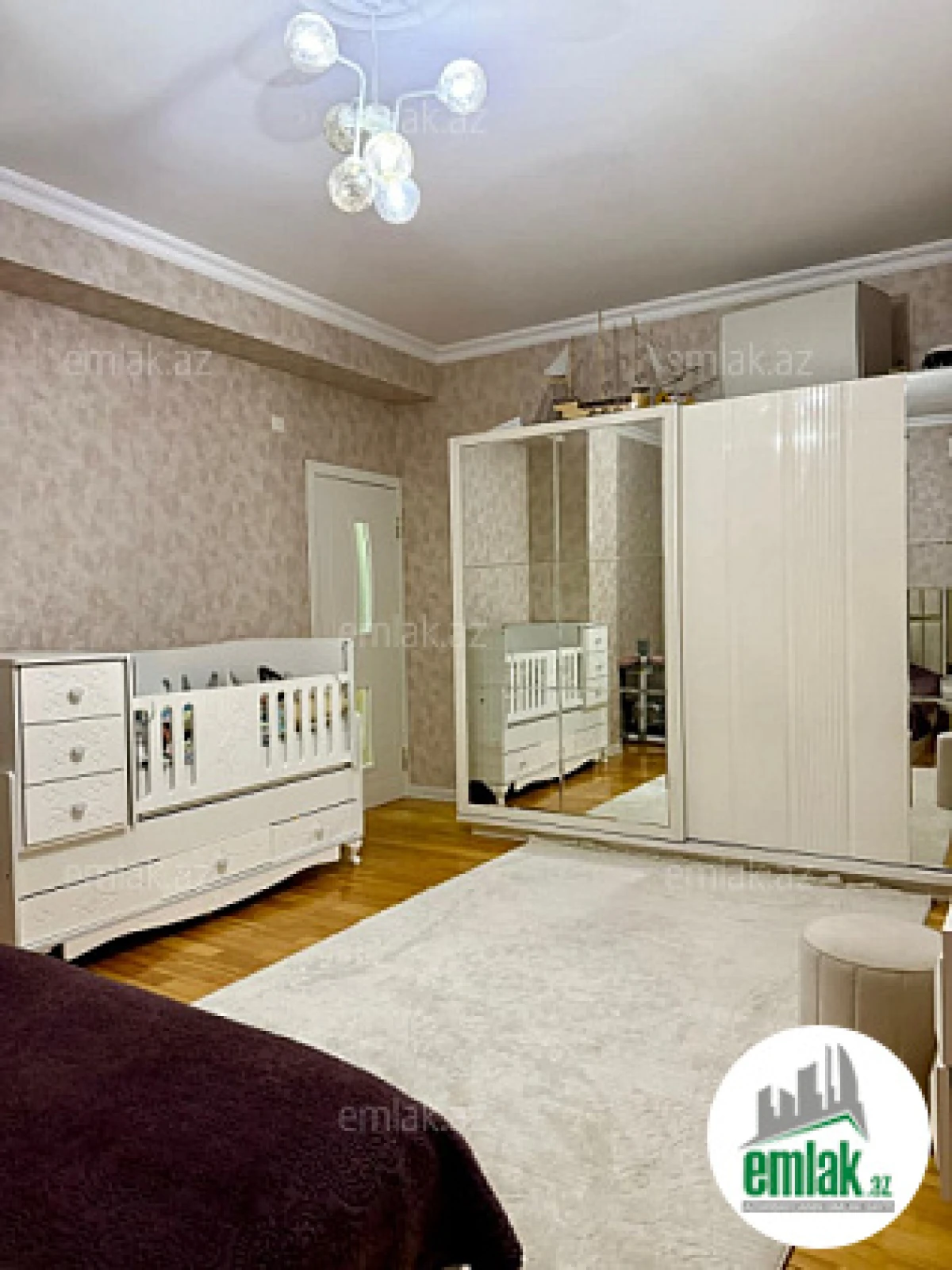 Satılır 2 otaqlı yeni tikili 92 m²