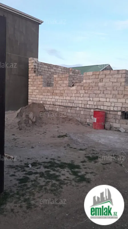 Satılır 3 otaqlı həyət evi 100 m²