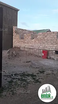 Satılır 3 otaqlı həyət evi 100 m²