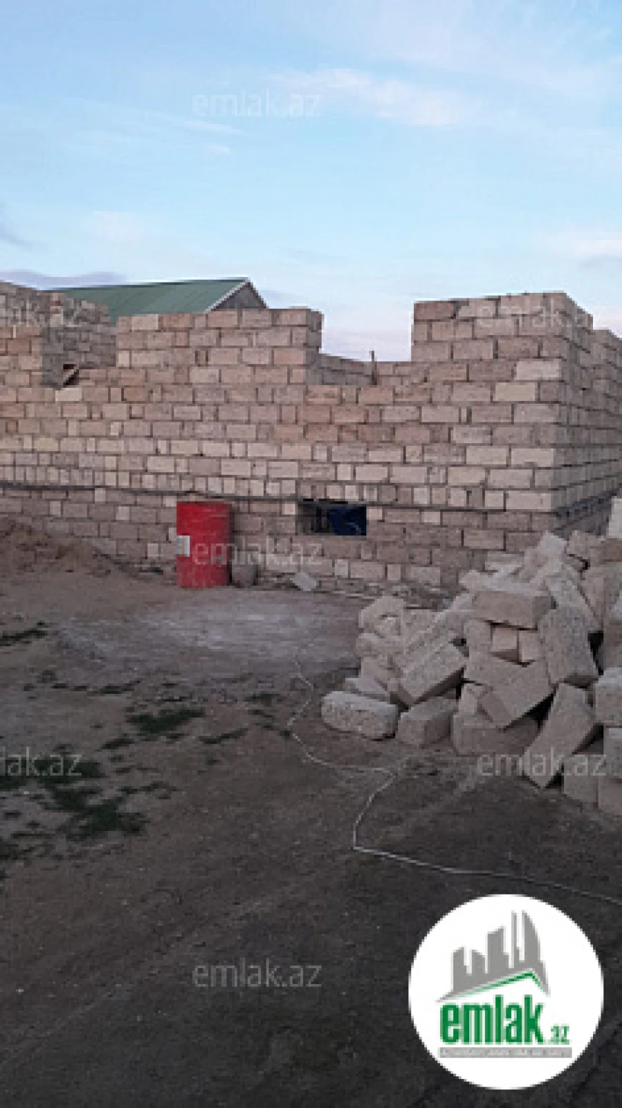 Satılır 3 otaqlı həyət evi 100 m²