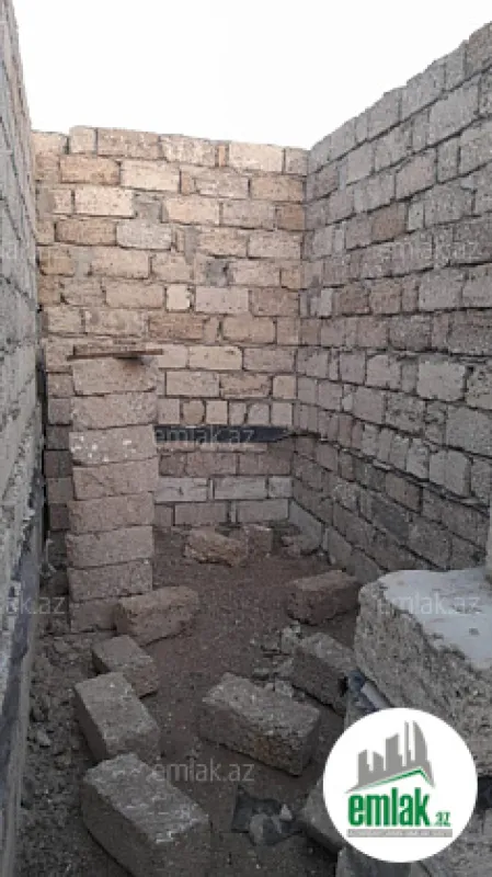 Satılır 3 otaqlı həyət evi 100 m²