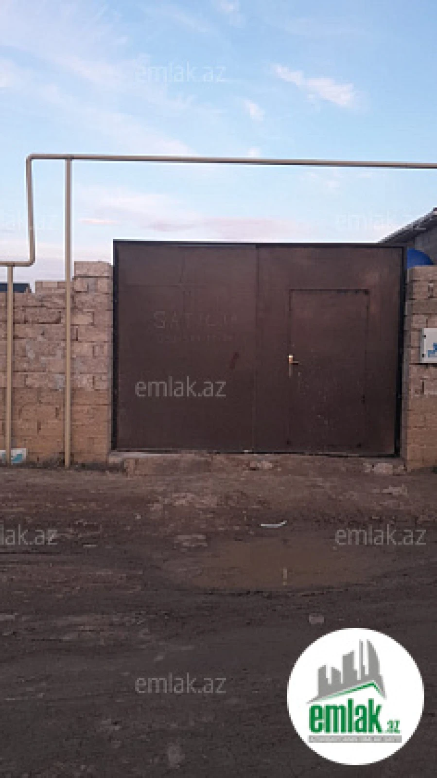 Satılır 3 otaqlı həyət evi 100 m²