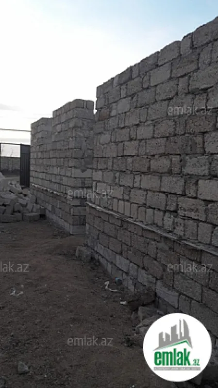 Satılır 3 otaqlı həyət evi 100 m²