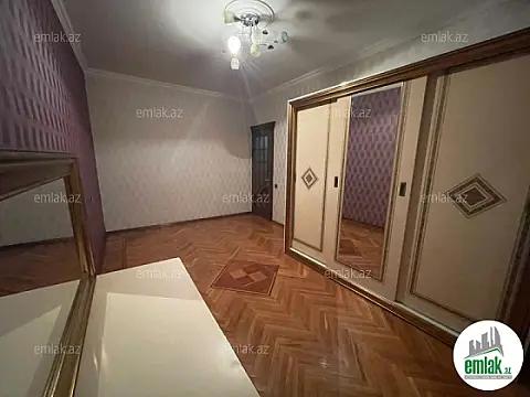 Satılır 3 otaqlı köhnə tikili 85 m²
