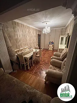 Satılır 3 otaqlı köhnə tikili 85 m²