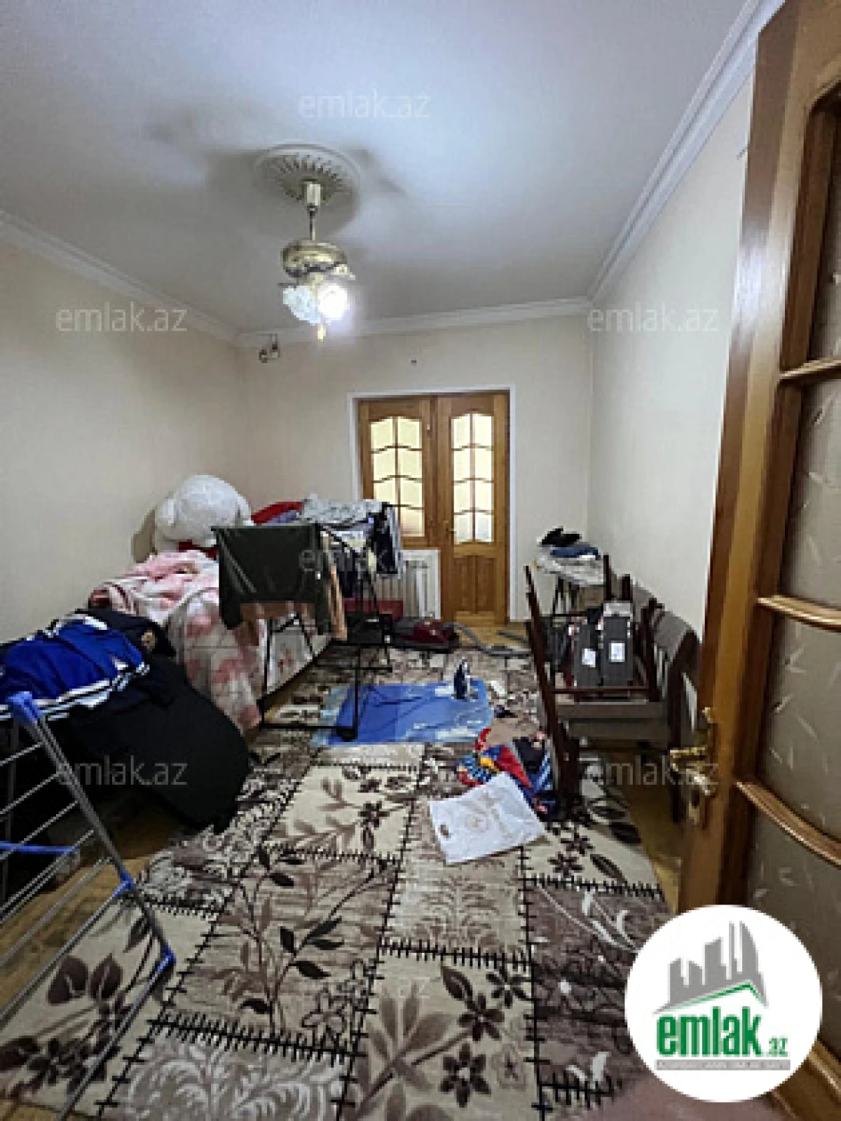 Satılır 3 otaqlı köhnə tikili 90 m²