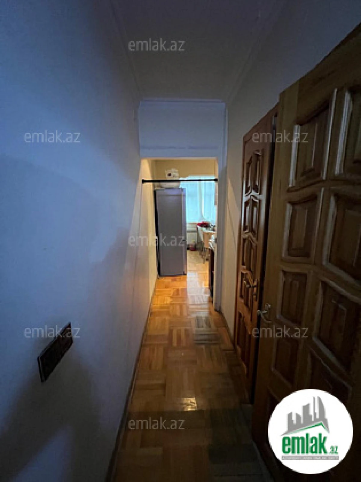 Satılır 3 otaqlı köhnə tikili 90 m²
