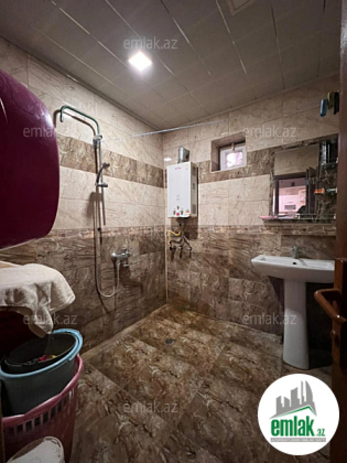 Satılır 4 otaqlı həyət evi 125 m²