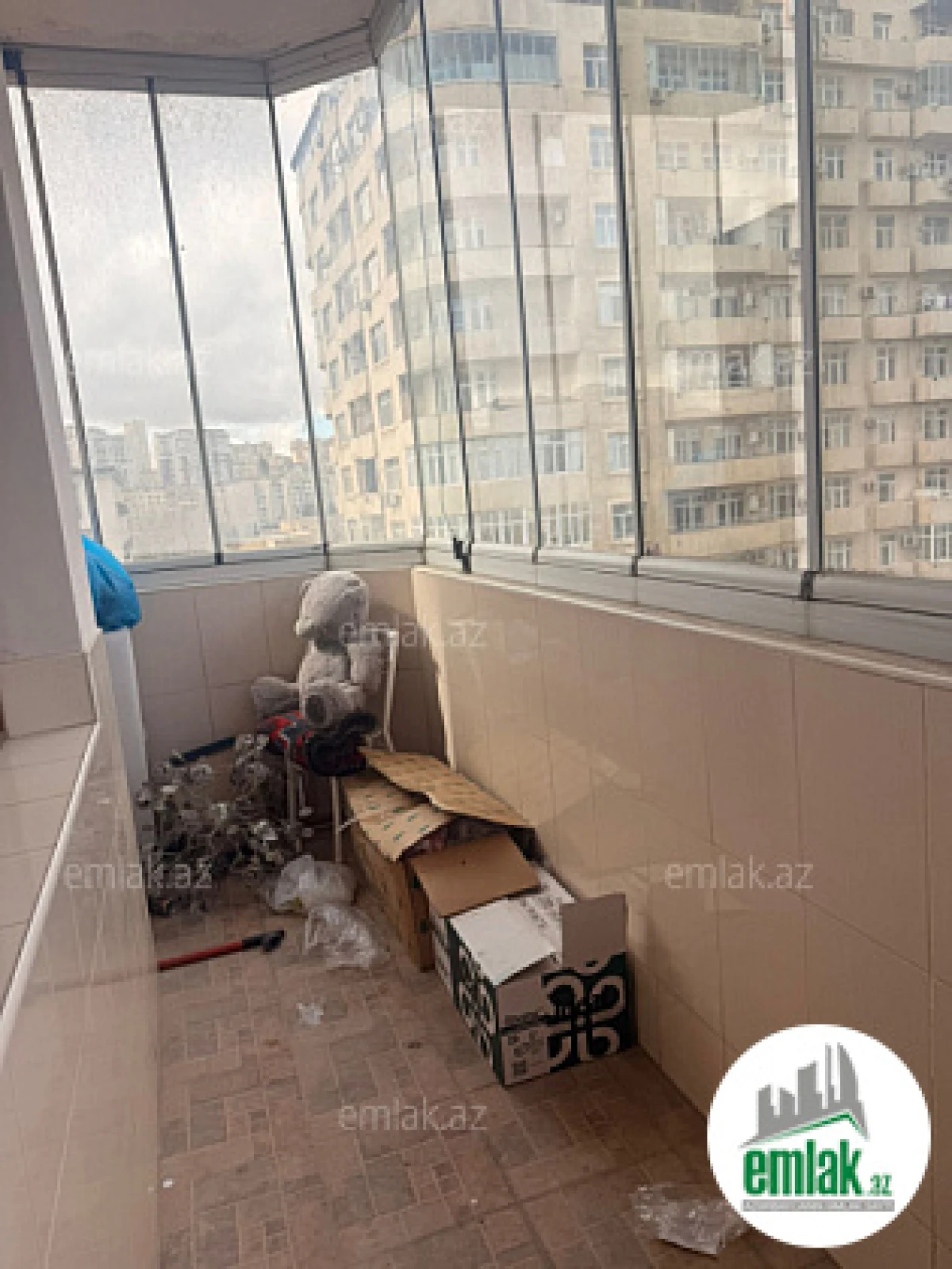 Satılır 3 otaqlı yeni tikili 140 m²