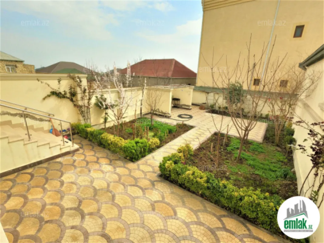 Satılır 6 otaqlı həyət evi 150 m²