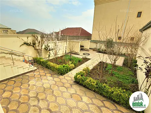 Satılır 6 otaqlı həyət evi 150 m²