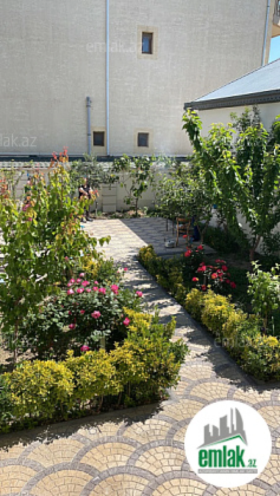 Satılır 6 otaqlı həyət evi 150 m²