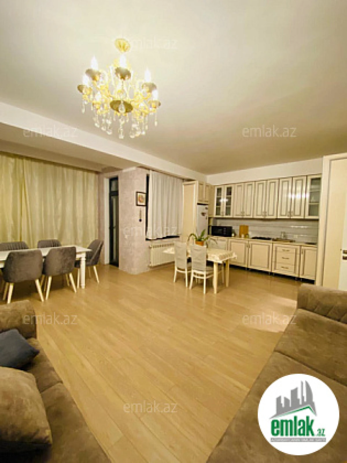 Satılır 3 otaqlı yeni tikili 105 m²