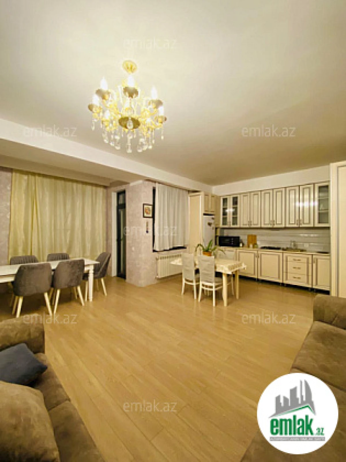 Satılır 3 otaqlı yeni tikili 105 m²