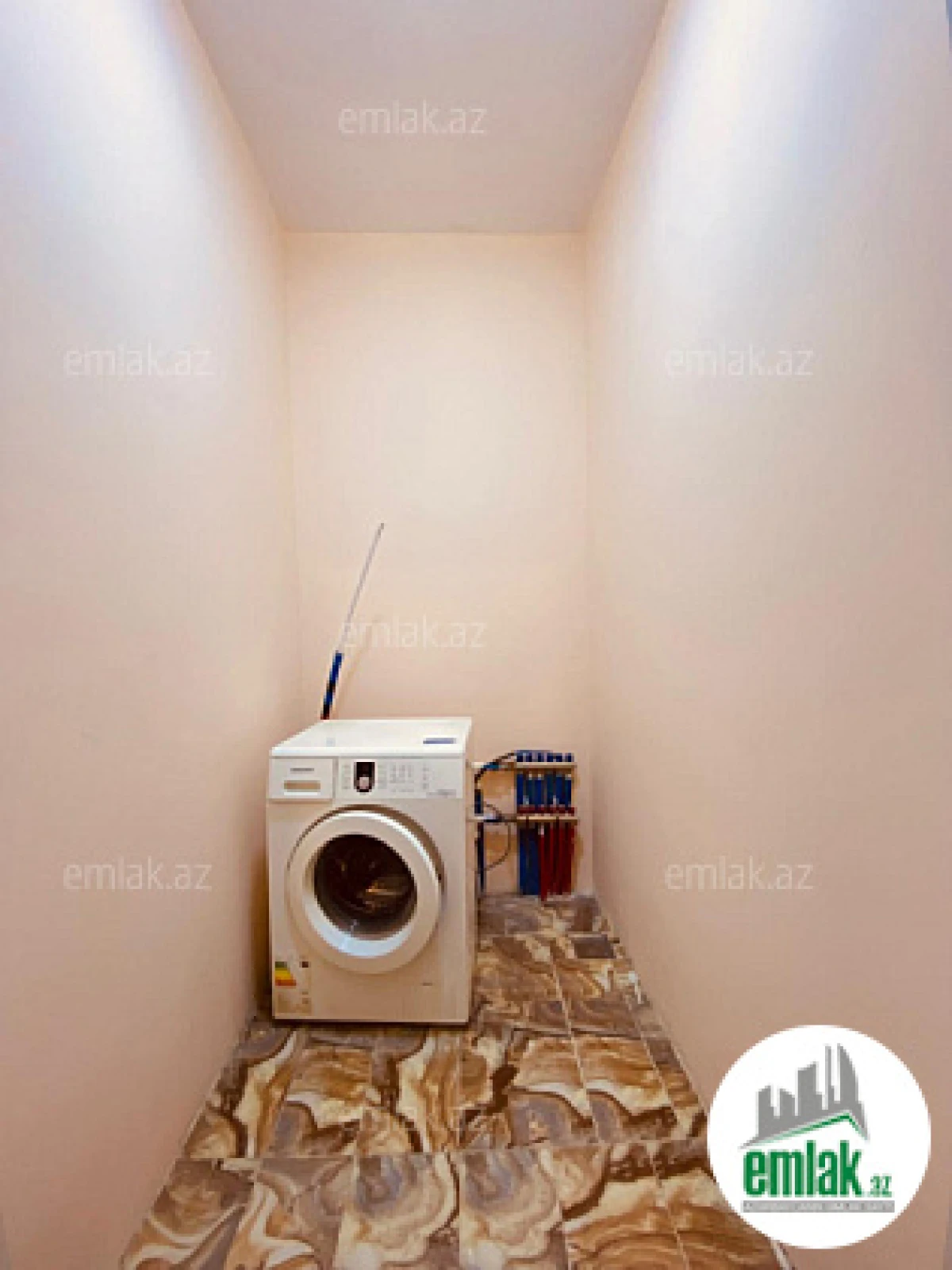 Satılır 3 otaqlı yeni tikili 105 m²