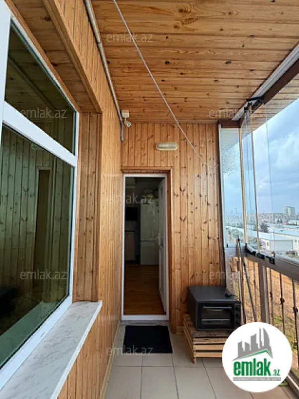 Satılır 4 otaqlı köhnə tikili 82 m²