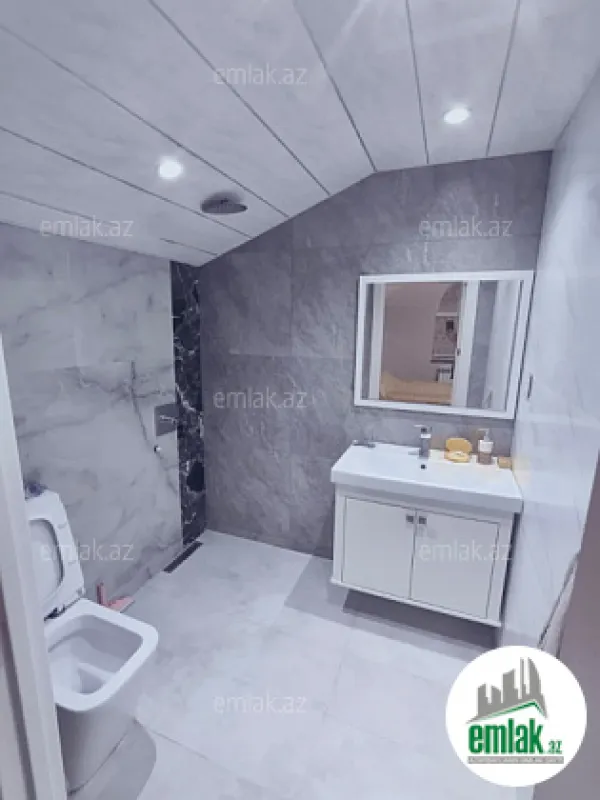 Satılır 5 otaqlı həyət evi 150 m²