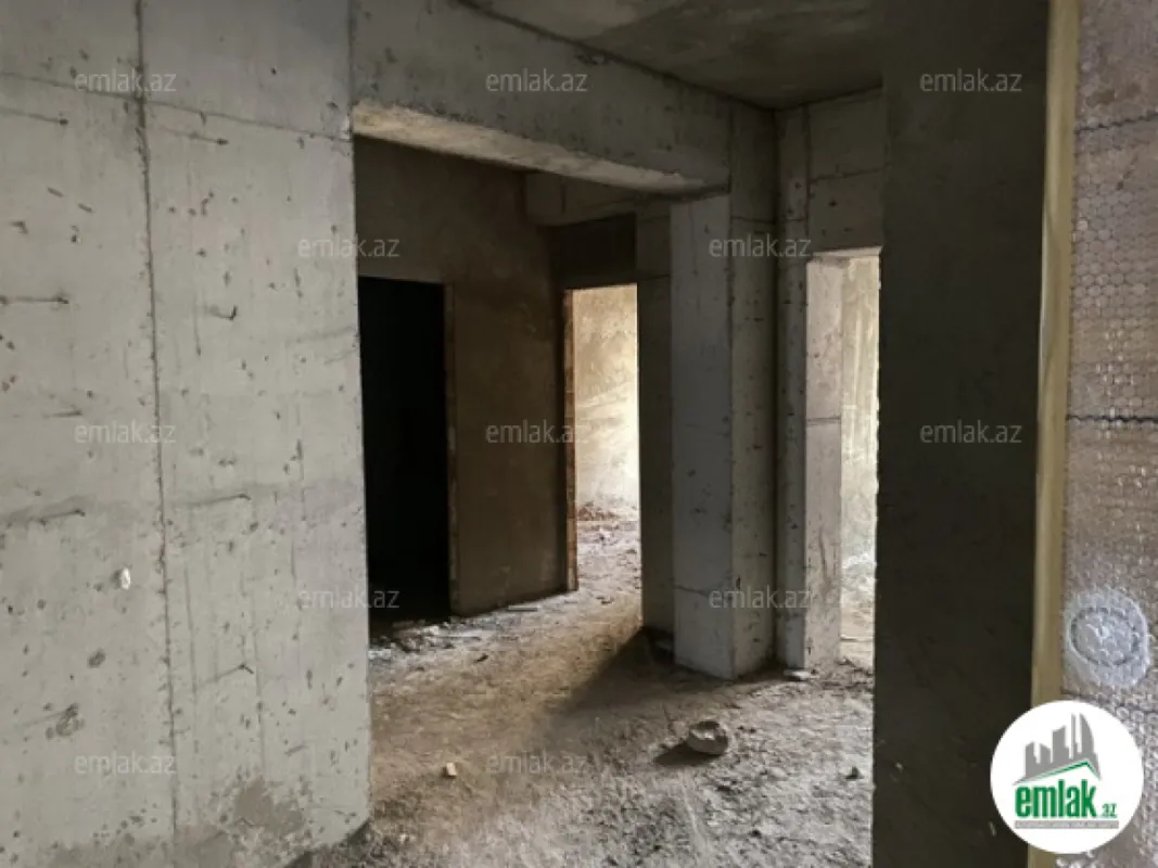 Satılır 3 otaqlı yeni tikili 80 m²