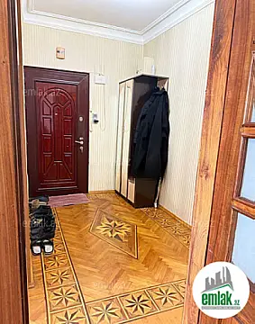 Satılır 3 otaqlı köhnə tikili 85 m²