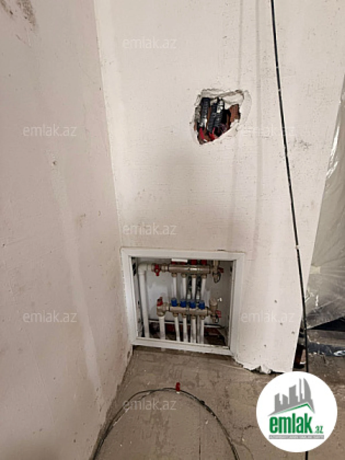 Satılır 1 otaqlı yeni tikili 57.4 m²