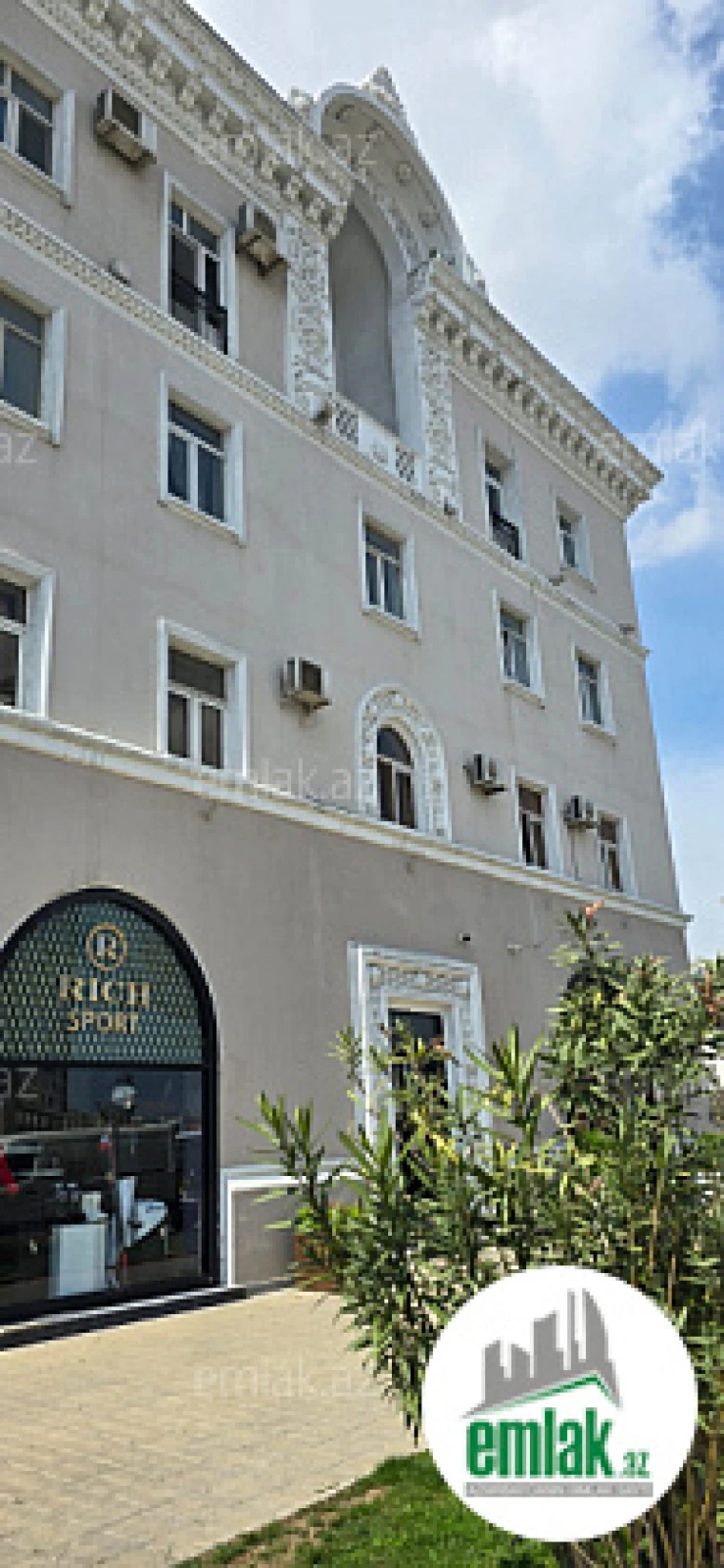 Satılır 2 otaqlı köhnə tikili 55 m²