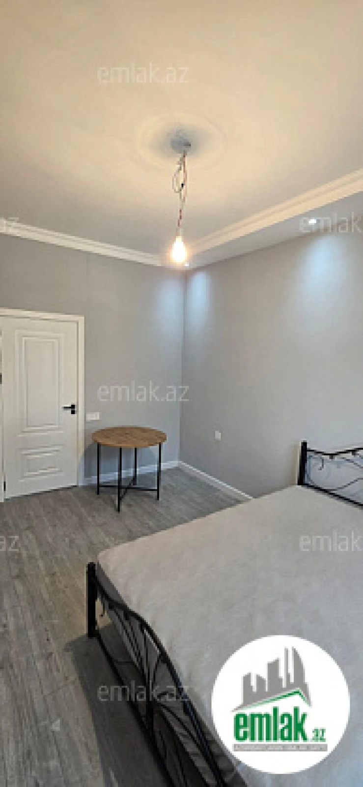 Satılır 2 otaqlı köhnə tikili 55 m²