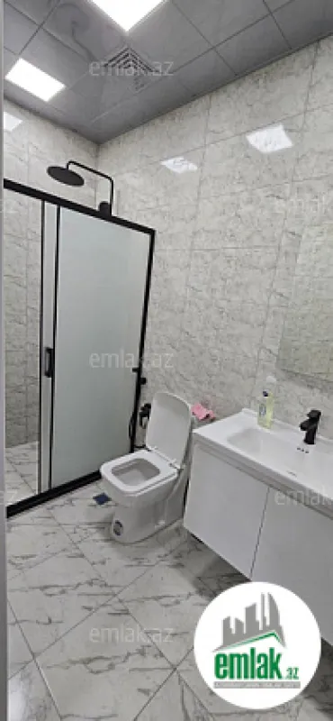 Satılır 2 otaqlı köhnə tikili 55 m²