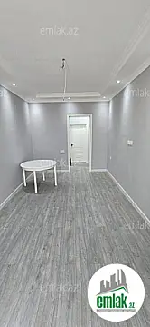 Satılır 2 otaqlı köhnə tikili 55 m²