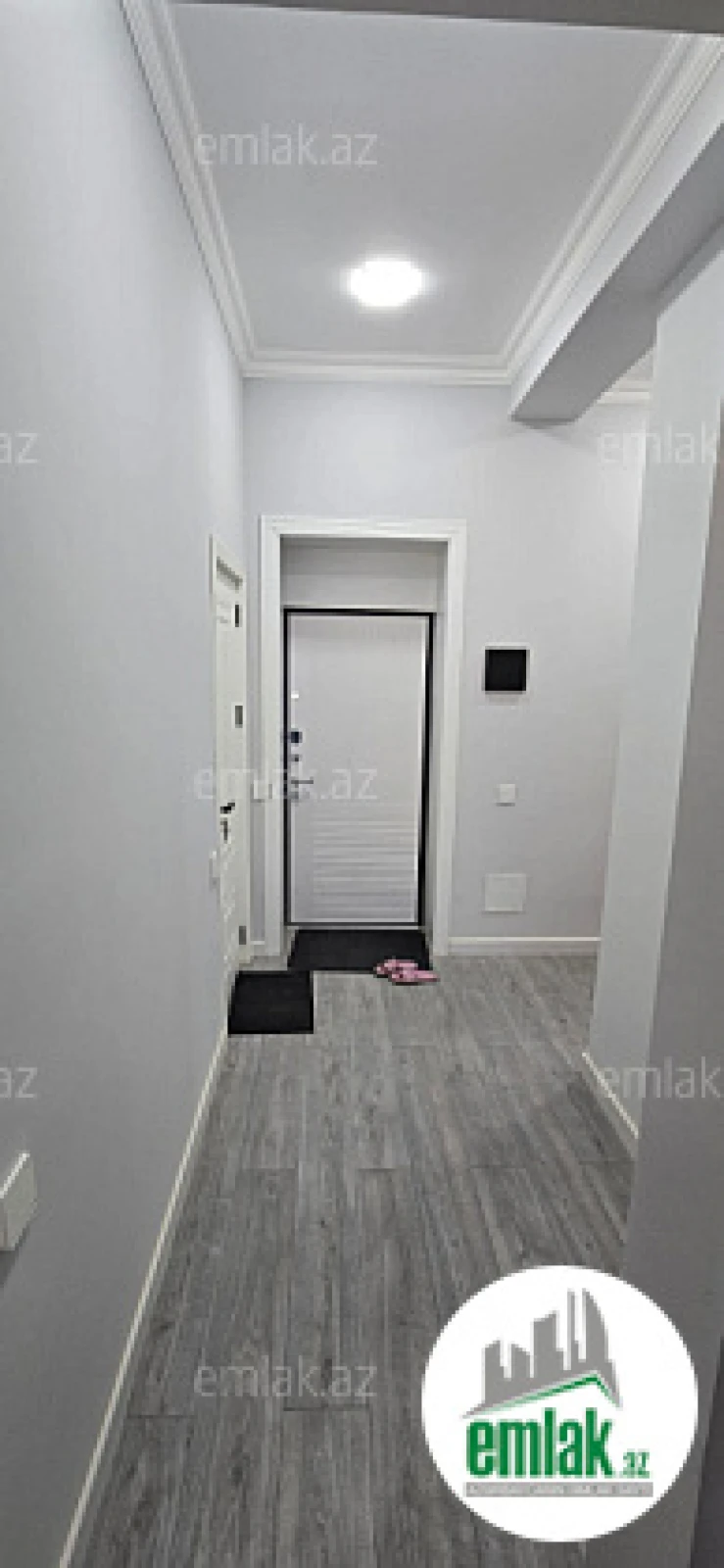 Satılır 2 otaqlı köhnə tikili 55 m²