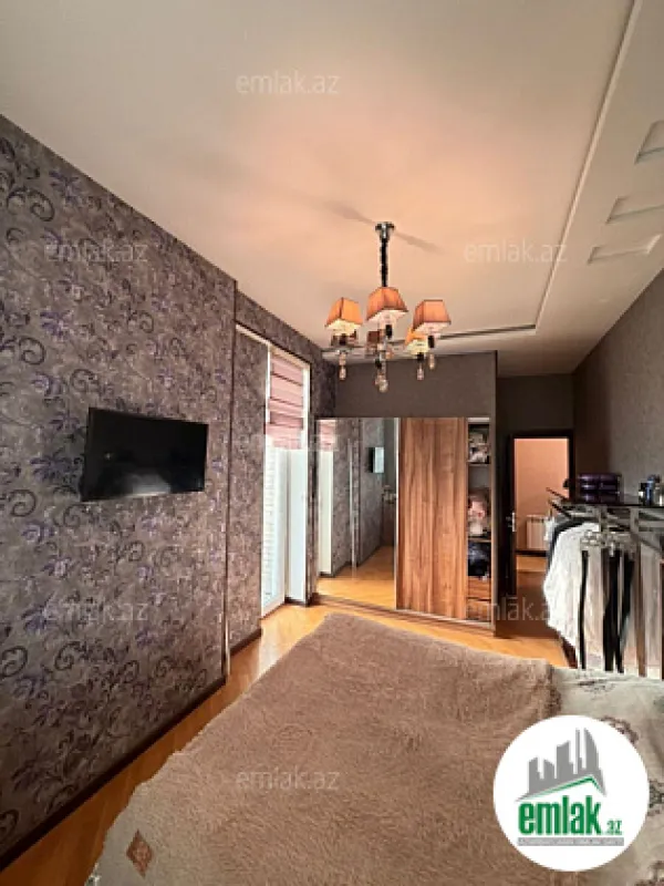 Satılır 3 otaqlı yeni tikili 120 m²