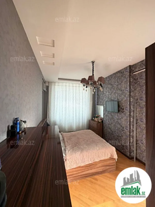Satılır 3 otaqlı yeni tikili 120 m²
