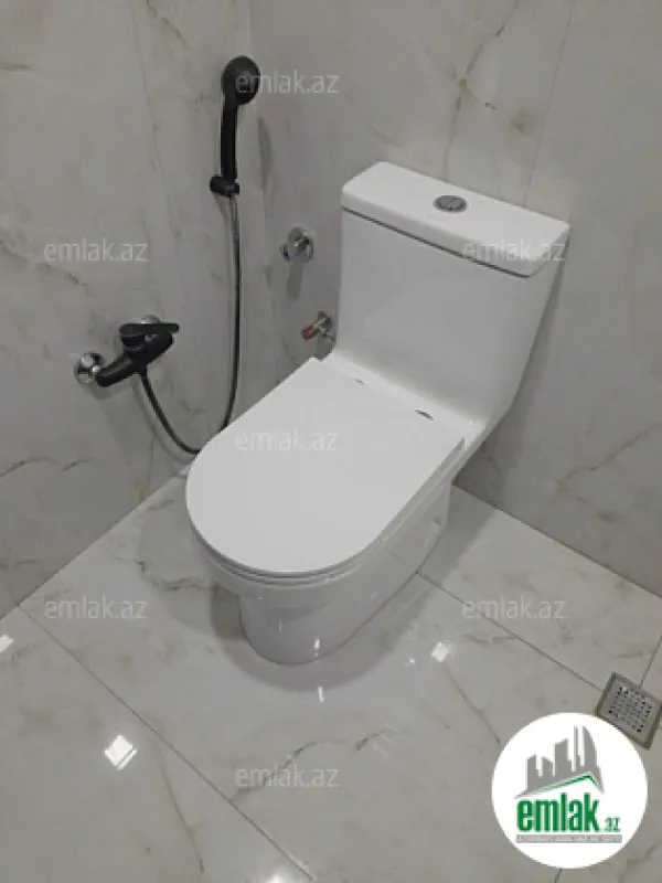 Satılır 2 otaqlı həyət evi 80 m²