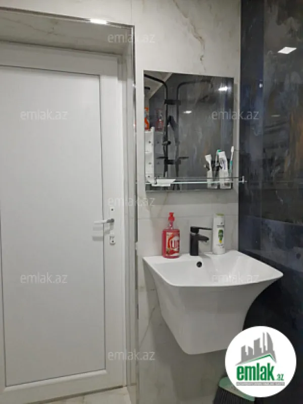 Satılır 2 otaqlı həyət evi 80 m²