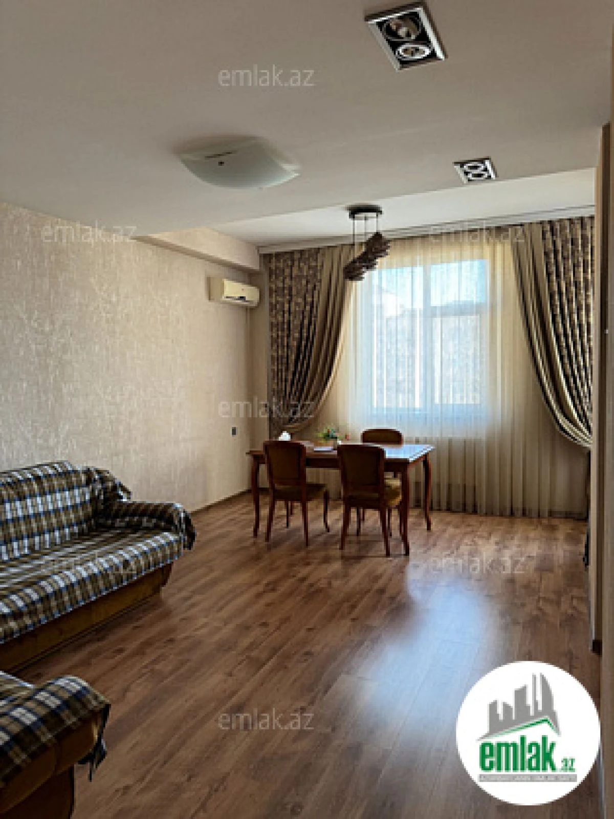 Satılır 3 otaqlı yeni tikili 93 m²