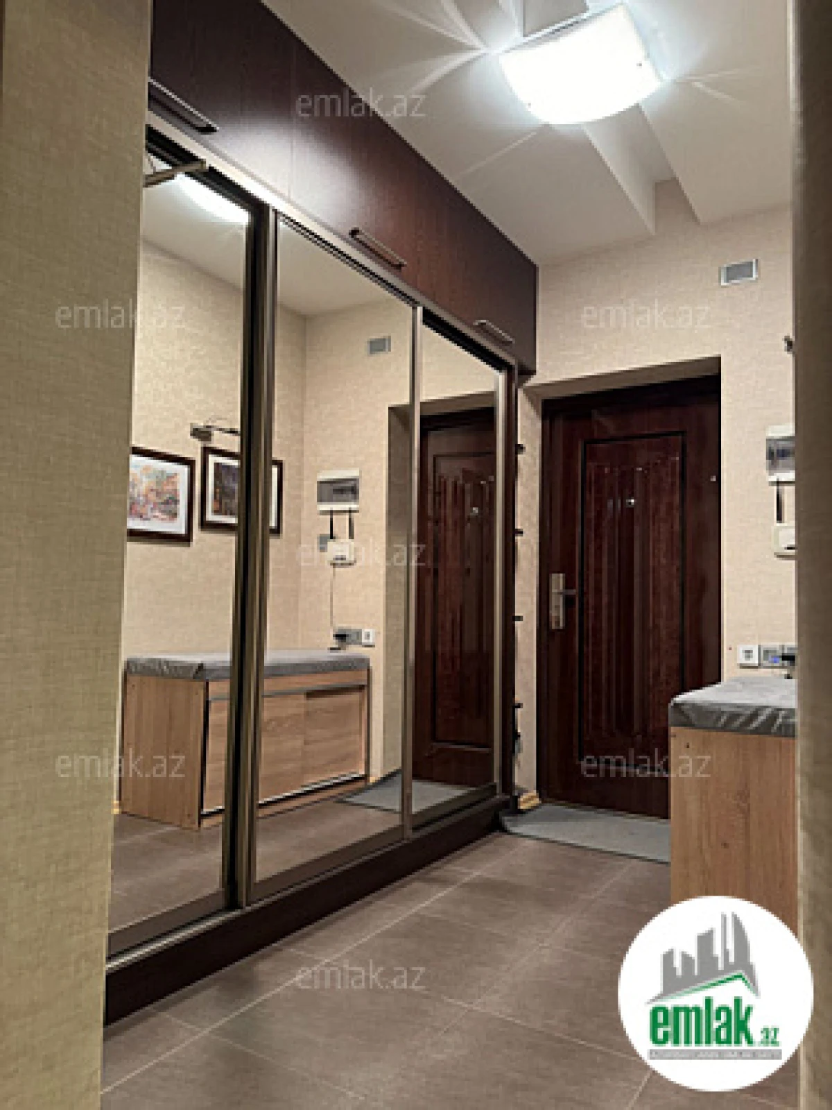 Satılır 3 otaqlı yeni tikili 93 m²