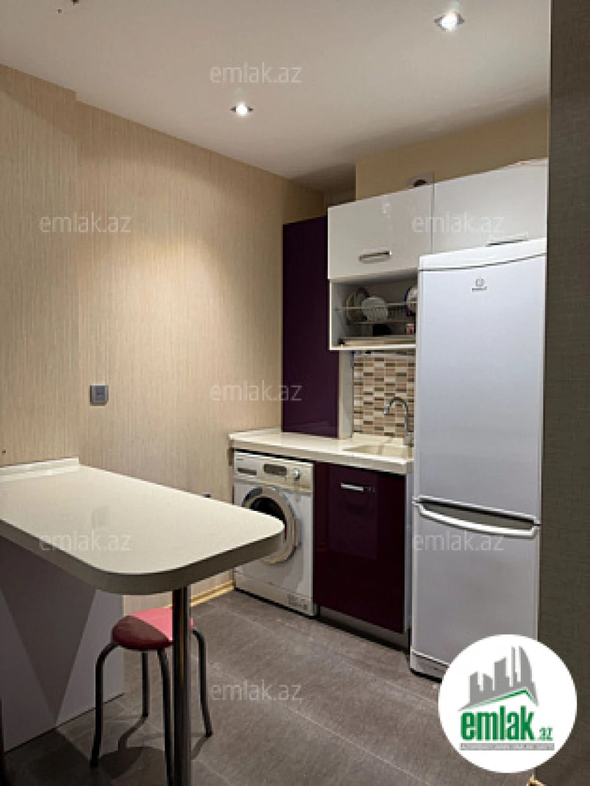 Satılır 3 otaqlı yeni tikili 93 m²