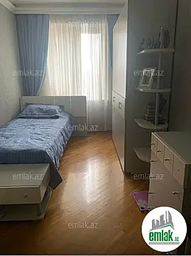 Satılır 3 otaqlı köhnə tikili 80 m²