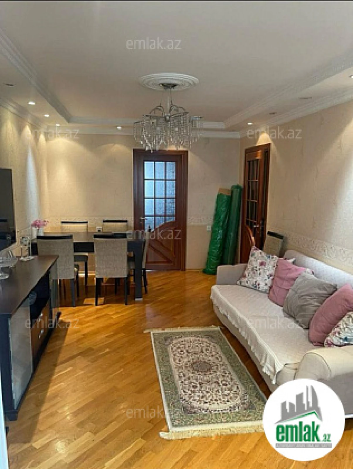 Satılır 3 otaqlı köhnə tikili 80 m²