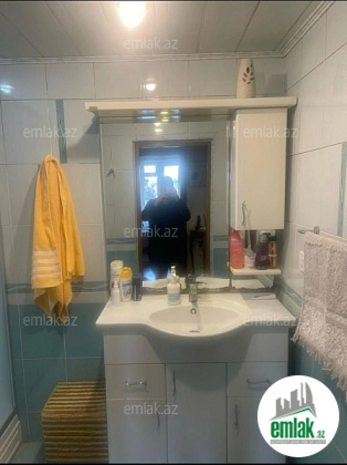 Satılır 3 otaqlı köhnə tikili 80 m²