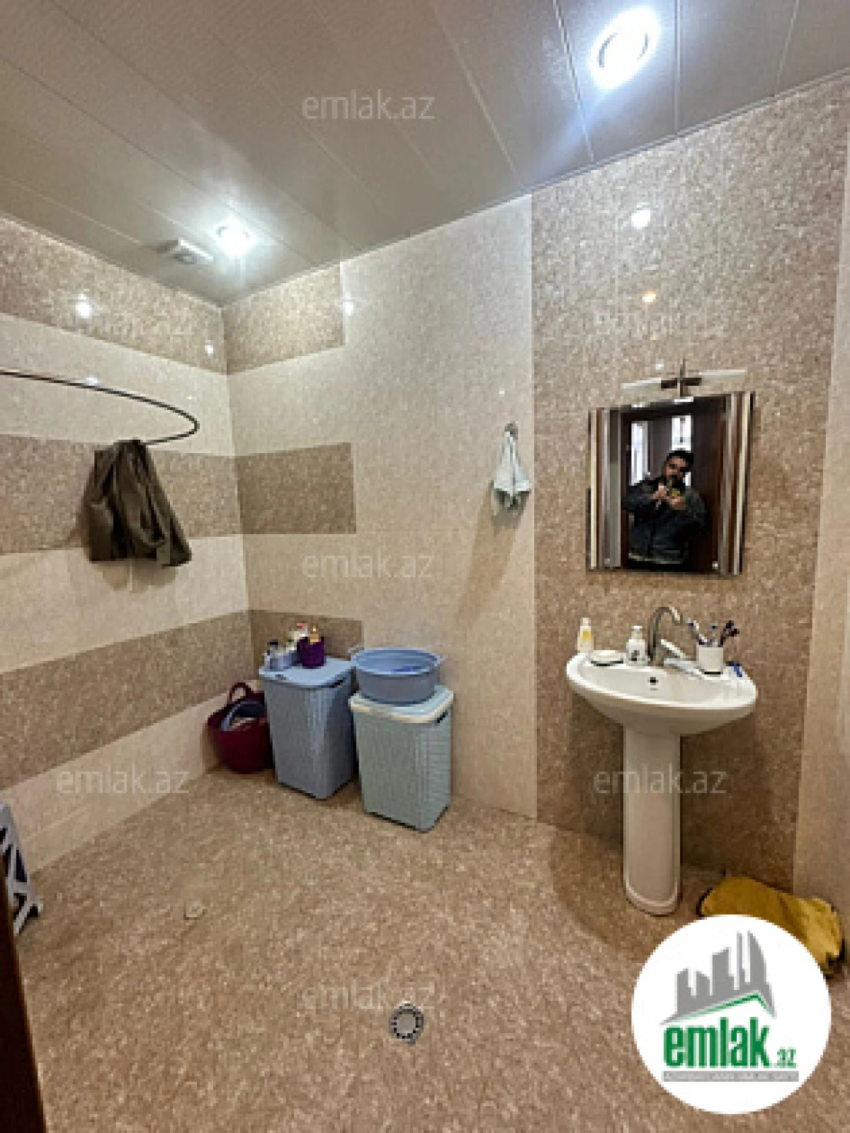 Satılır 3 otaqlı yeni tikili 128 m²