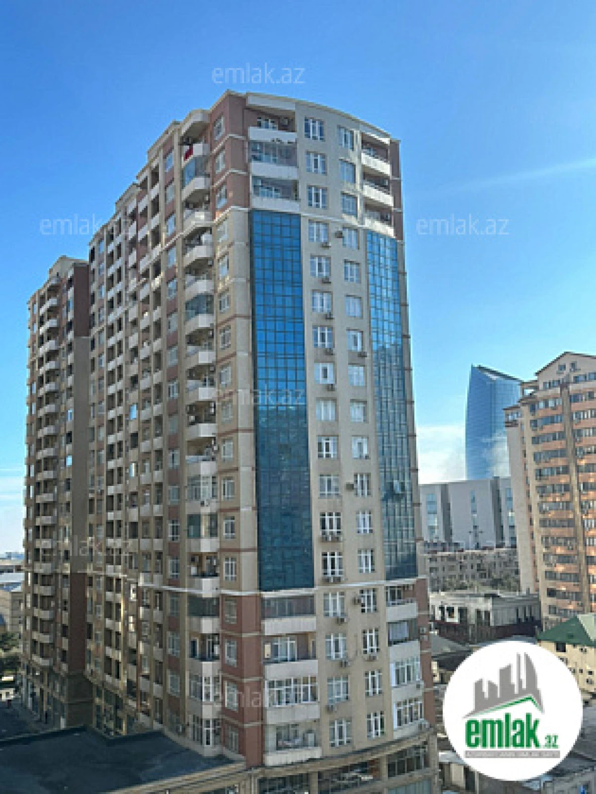 Satılır 3 otaqlı yeni tikili 128 m²