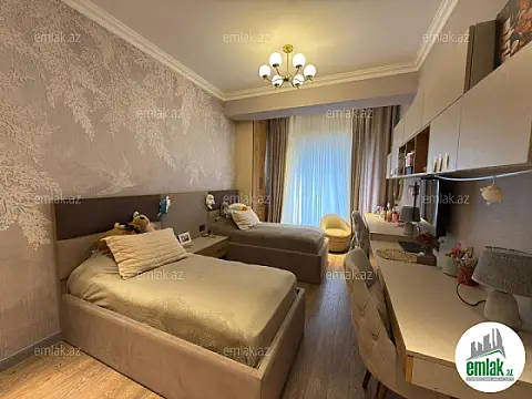 Satılır 3 otaqlı yeni tikili 128 m²
