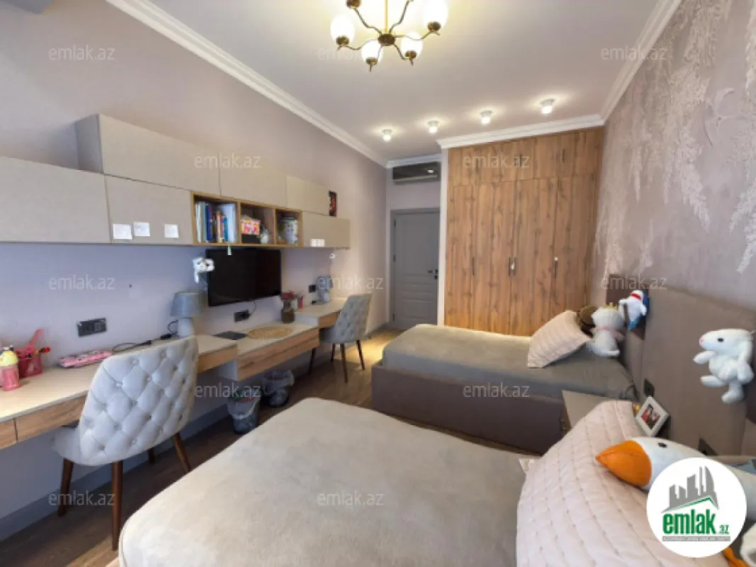 Satılır 3 otaqlı yeni tikili 128 m²