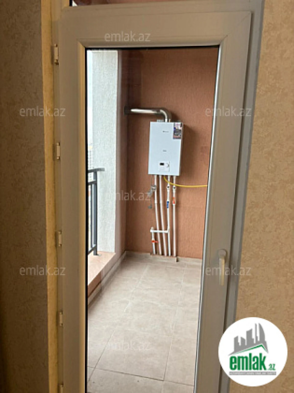 Satılır 2 otaqlı yeni tikili 61 m²