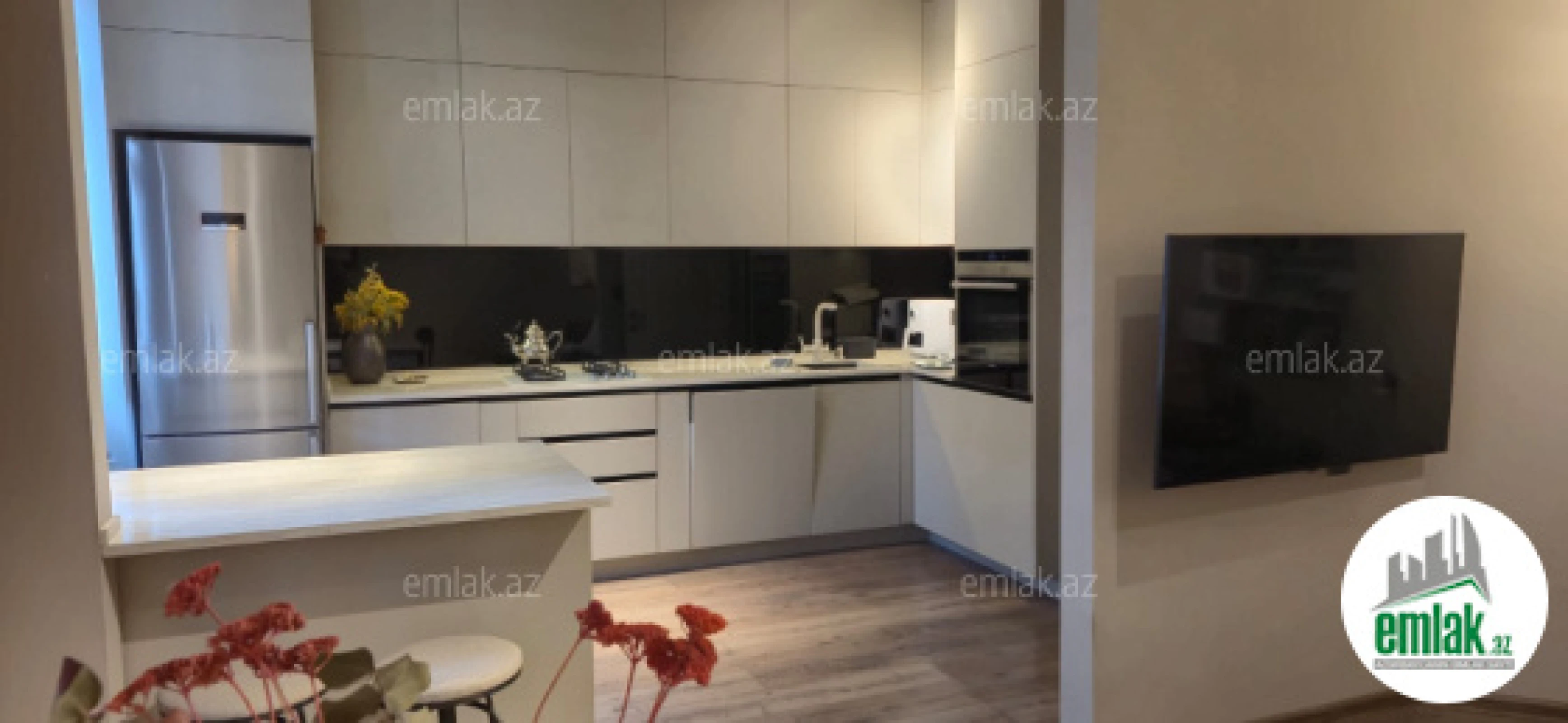 Satılır 2 otaqlı yeni tikili 72 m²