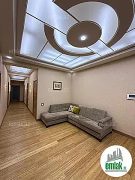 Satılır 4 otaqlı yeni tikili 180 m²