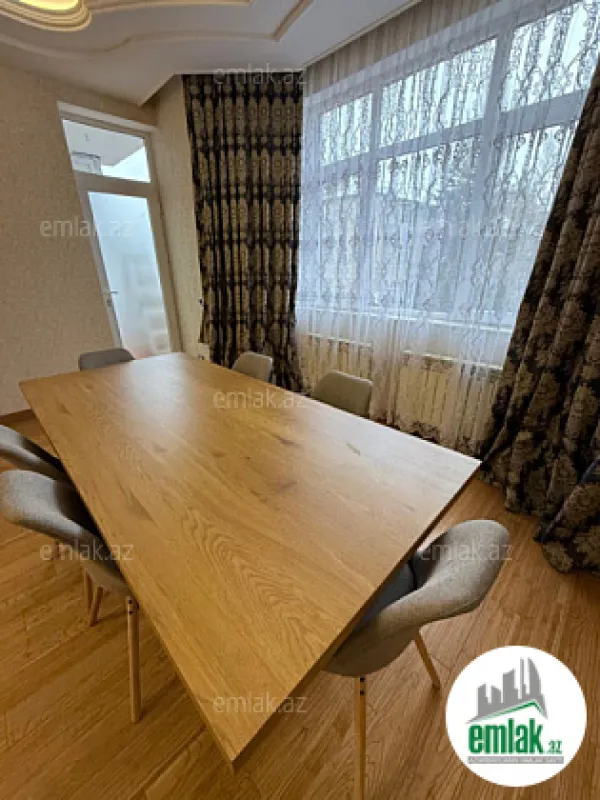 Satılır 4 otaqlı yeni tikili 180 m²